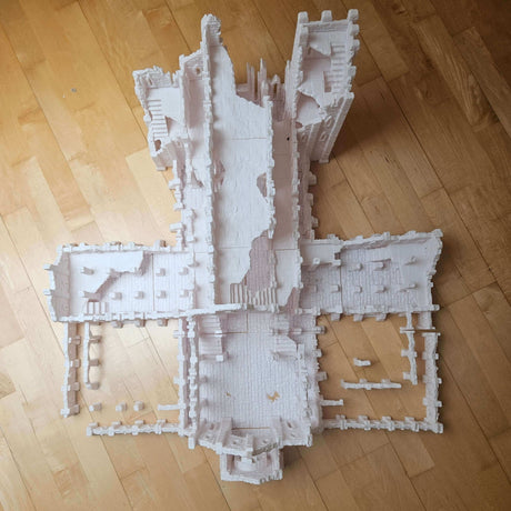 Unbemaltes Ruined Monastery Tabletop-Terrain, bereit zum Bemalen