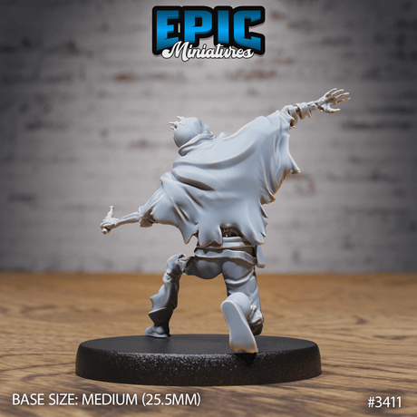 Detailreiche, werfende Undead Dynamite Bandit Miniatur von Epic Miniatures in 6K Druck