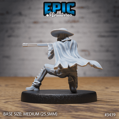 Unbemalte untoter Revolverheld Miniatur von Epic Miniatures, bereit für Deine kreativen Farben