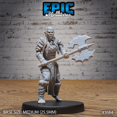 Vorderansicht Half-Orc Marauder Female Heavy Axe (Medium): Halb-Orkin mit schwerer Axt von vorne.