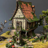 Fantasy House mit moosbewachsenem Dach
